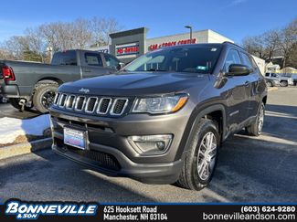 Used 2020 Jeep Compass Latitude AWD/4WD video 1