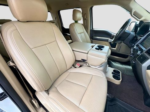 Used 2018 Ford F150 Lariat image 21