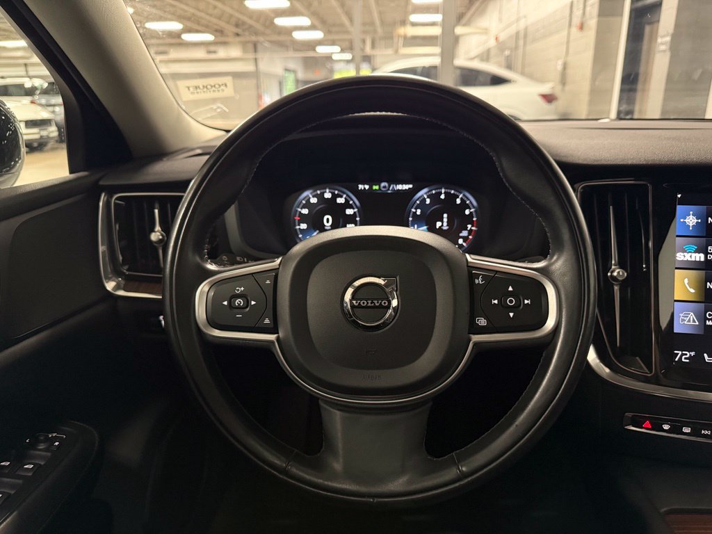 Used 2022 Volvo S60 B5 Momentum AWD/4WD image 11