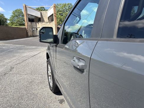 Used 2017 Ford F150 XL w/ Equipment Group 101A Mid RWD image 30