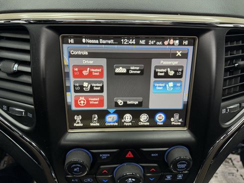 Used 2014 Jeep Grand Cherokee Summit image 17