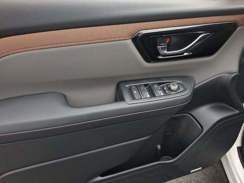 Used 2025 Subaru Forester Sport w/ Popular Package #2 image 12