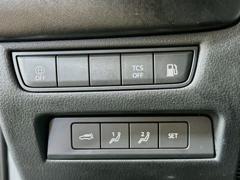 Used 2025 MAZDA CX-50 AWD 2.5 Hybrid w/ Premium Pkg image 17