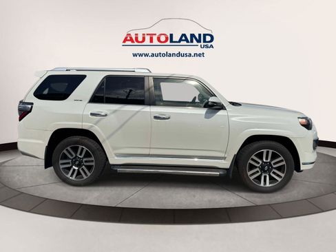 Used 2018 Toyota 4Runner Limited AWD/4WD image 3