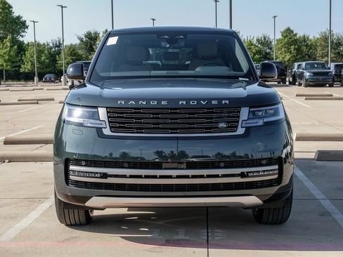New 2026 Land Rover Range Rover Long Wheelbase SE AWD/4WD image 6