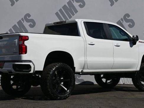 Used 2022 Chevrolet Silverado 1500 RST image 5