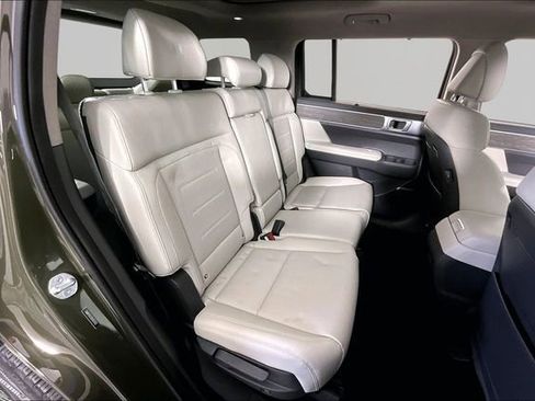 Used 2025 Hyundai Santa Fe Limited FWD image 24