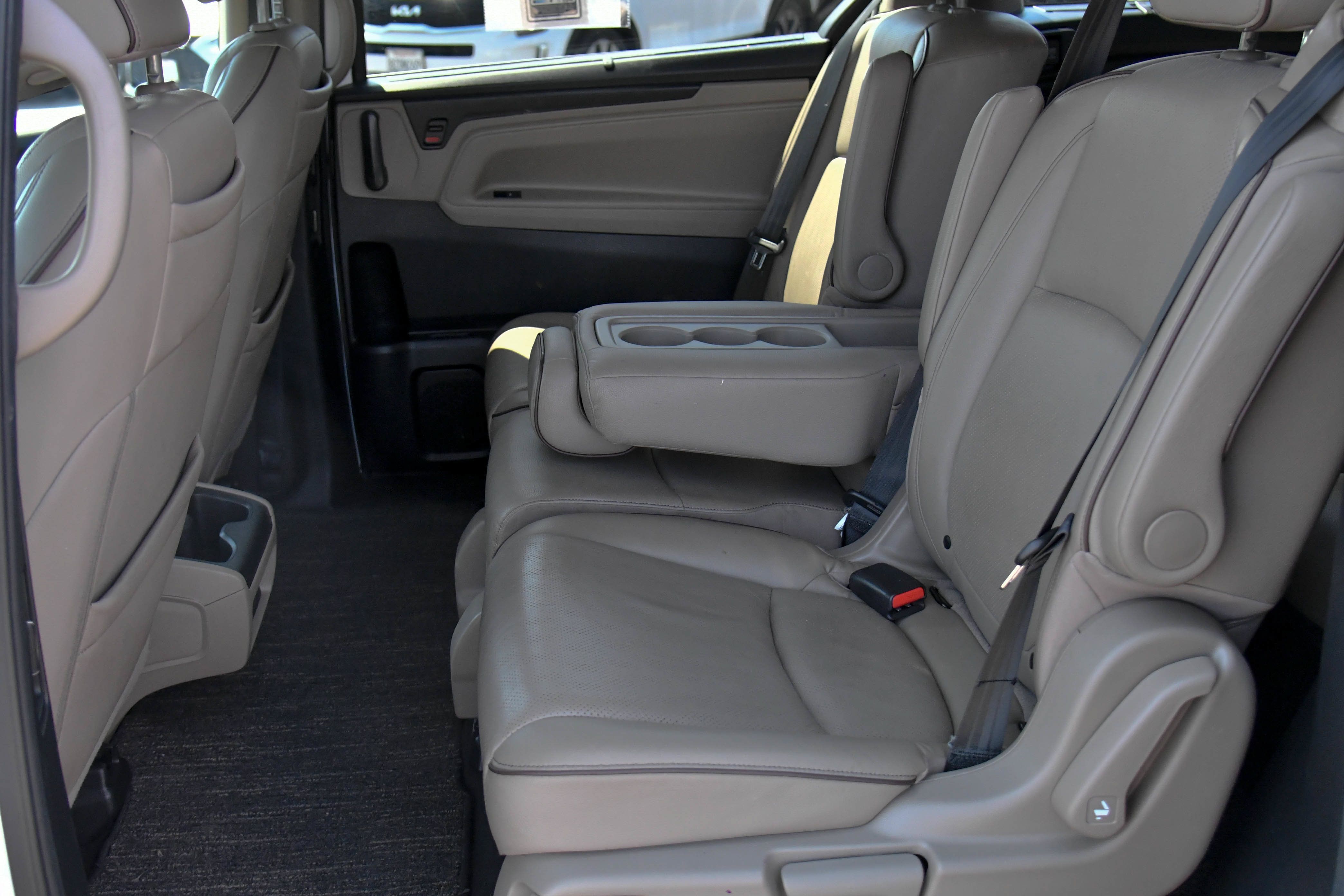 Used 2023 Honda Odyssey Elite image 42