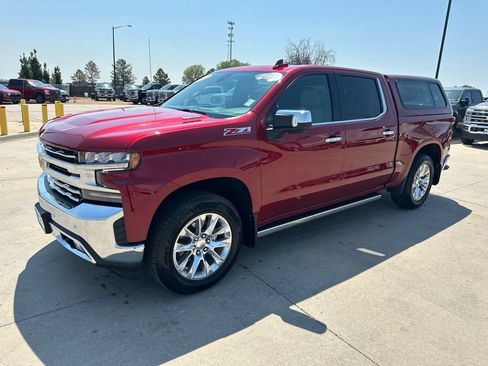 Certified 2022 Chevrolet Silverado 1500 LTZ w/ LTZ Premium Package AWD/4WD image 33