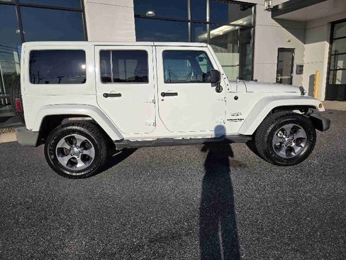 Used 2016 Jeep Wrangler Unlimited Sahara w/ Max Tow Package image 2