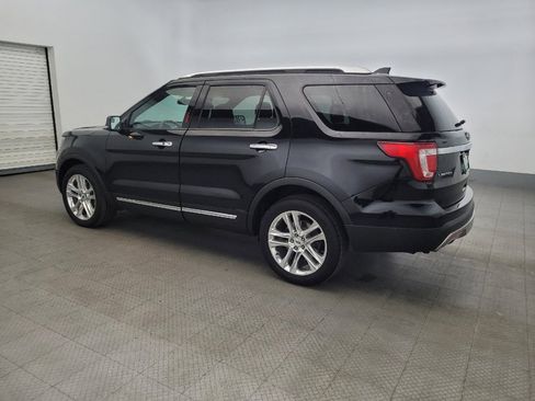 Used 2017 Ford Explorer Limited image 3