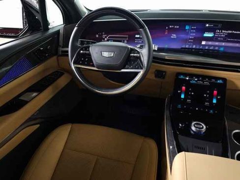 Used 2025 Cadillac Escalade IQ Sport 2 image 24