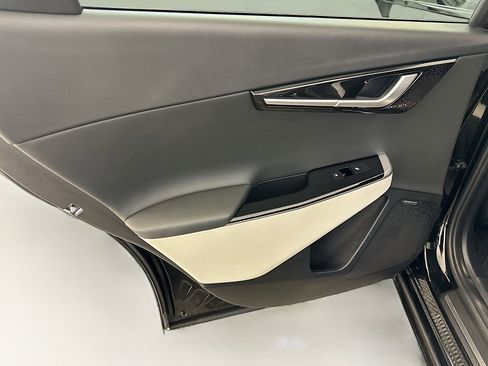 Used 2024 Kia EV6 GT-Line image 28