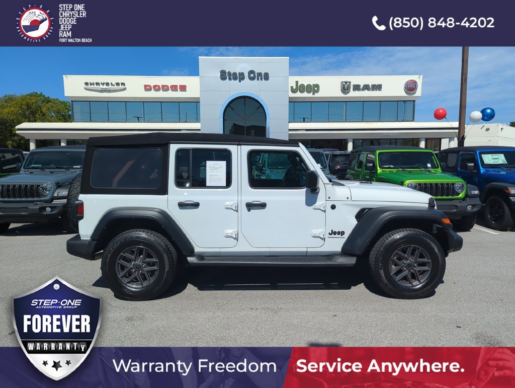 Used 2024 Jeep Wrangler Unlimited Sport AWD/4WD image 7