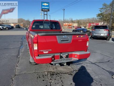 Used 2016 Nissan Frontier Desert Runner image 7