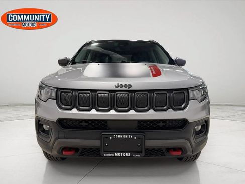 Used 2022 Jeep Compass Trailhawk w/ Sun and Sound Group AWD/4WD image 12