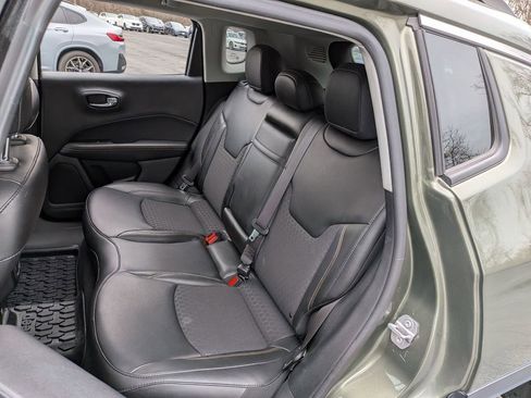 Used 2020 Jeep Compass Latitude w/ Cold Weather Group image 19