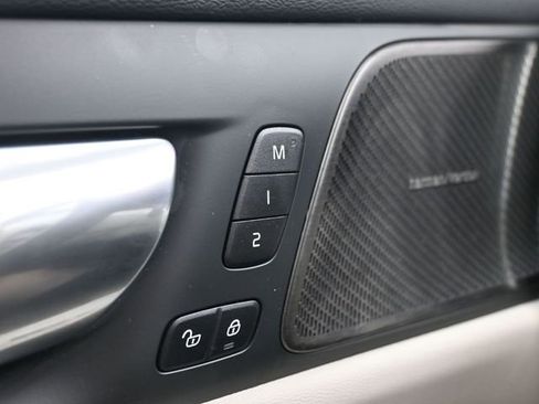 Used 2024 Volvo S60 B5 Ultimate image 29