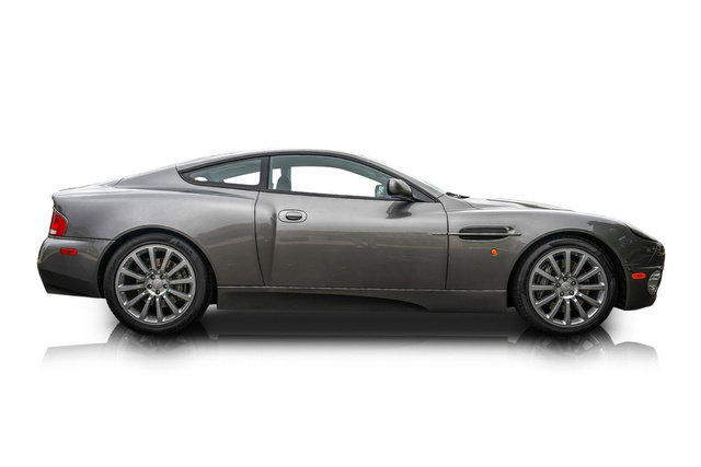 Used 2002 Aston Martin Vanquish RWD image 2