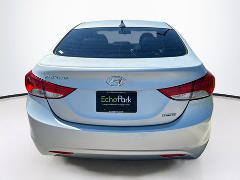 Used 2013 Hyundai Elantra Limited FWD image 7