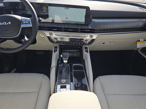 New 2025 Kia Telluride EX image 17