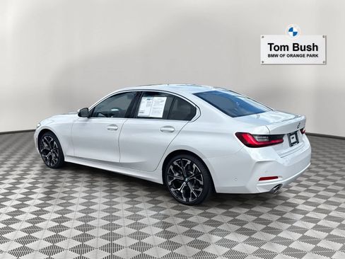 Certified 2025 BMW 330i Sedan w/ Convenience Package image 5