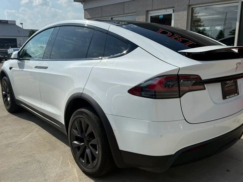 Used 2022 Tesla Model X AWD/4WD image 4