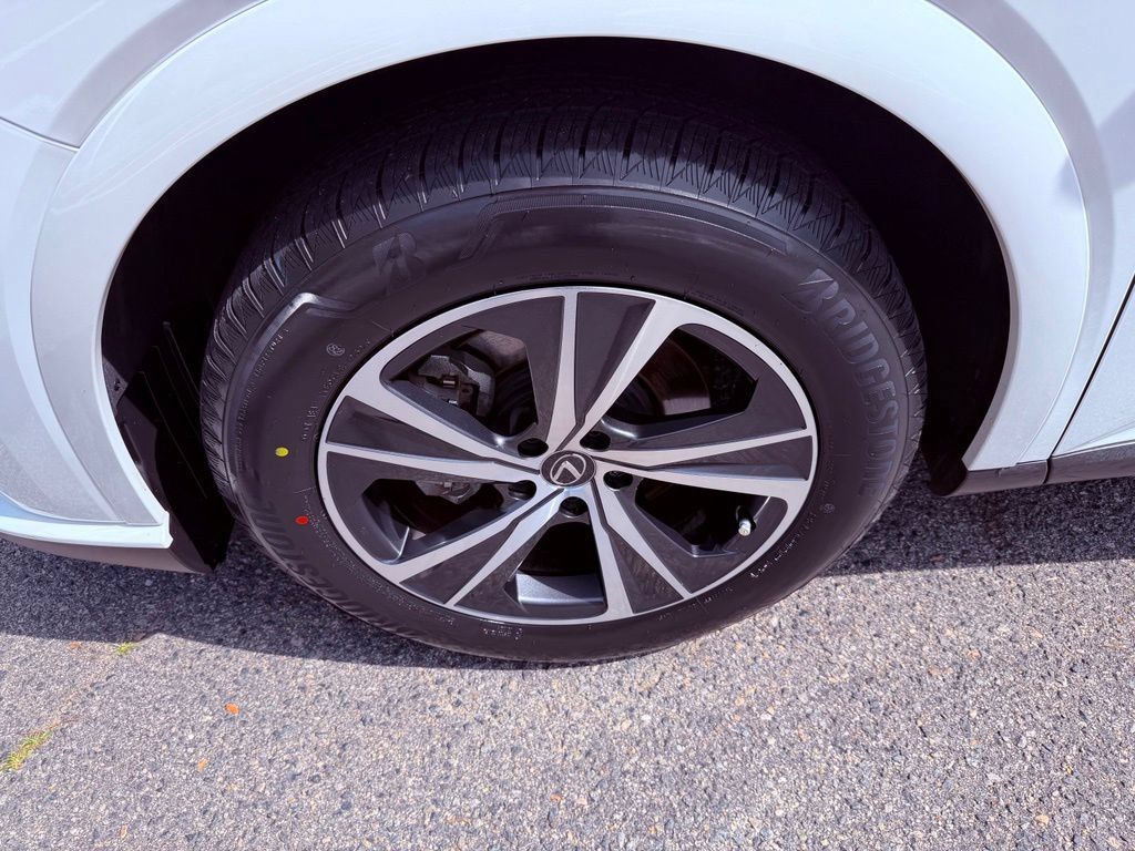 Certified 2025 Lexus RX 350 Premium w/ Accessory Package (Z1) FWD image 16