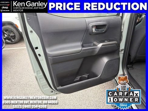 Used 2023 Toyota Tacoma TRD Sport image 19