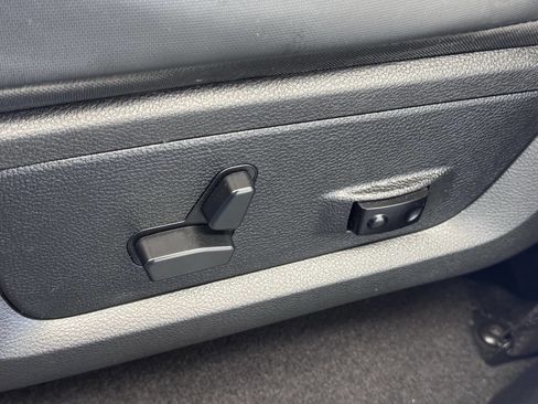 Used 2017 RAM 1500 Rebel image 23