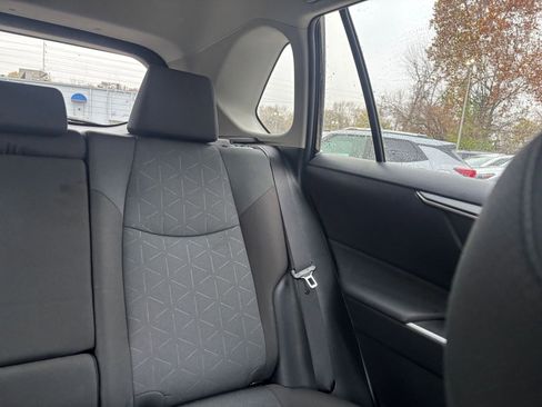 Used 2025 Toyota RAV4 XLE image 35