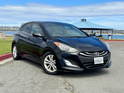 Used 2013 Hyundai Elantra GT FWD image 7