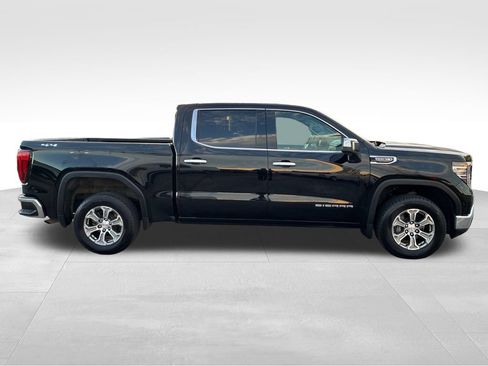Used 2025 GMC Sierra 1500 SLT AWD/4WD image 7