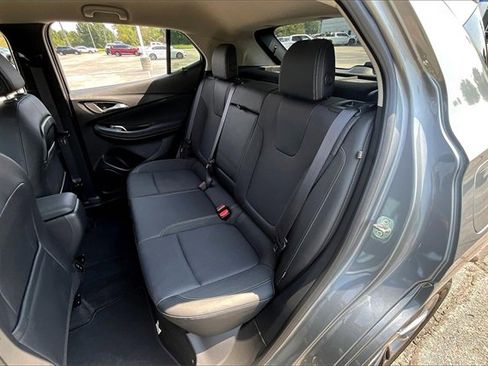 Used 2023 Buick Encore GX Select w/ Sport Touring Package image 22