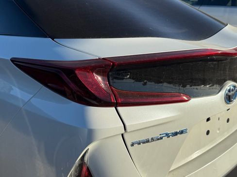 Used 2017 Toyota Prius Prime Plus image 9
