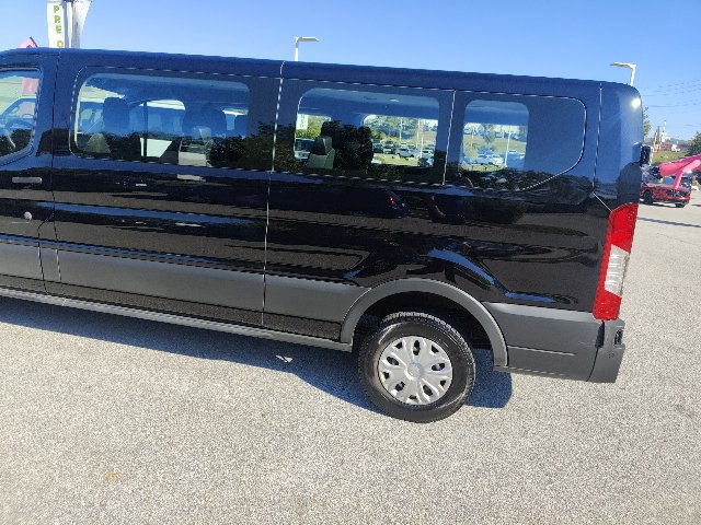 Used 2023 Ford Transit 350 XLT RWD image 8