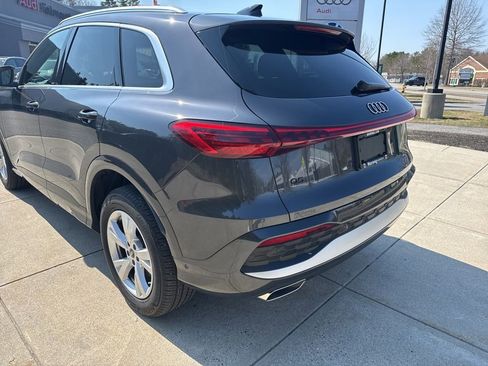Used 2025 Audi Q5 Premium w/ Convenience Package AWD/4WD image 6