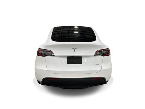 Certified 2023 Tesla Model Y Long Range AWD/4WD image 5