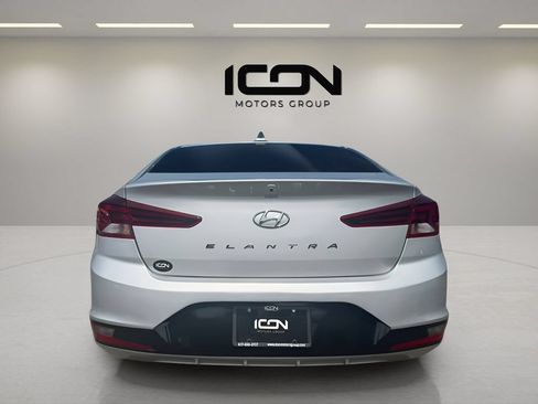 Used 2019 Hyundai Elantra SEL w/ Cargo Package FWD image 4