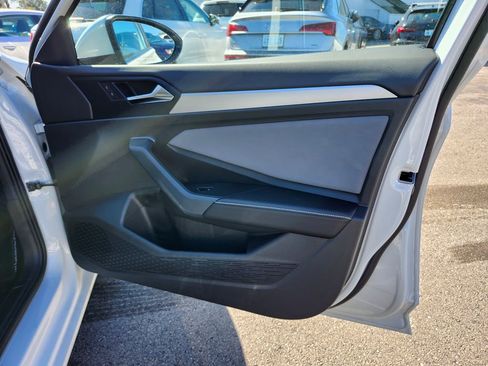 New 2025 Volkswagen Jetta SE image 20