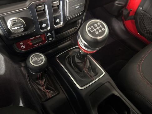 Used 2021 Jeep Wrangler Rubicon image 21