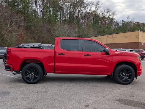 Used 2023 Chevrolet Silverado 1500 Custom image 10