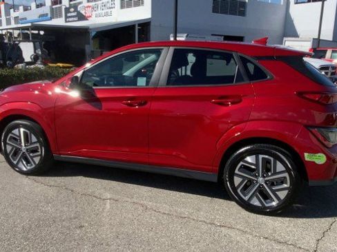 Used 2023 Hyundai Kona SEL w/ Cargo Package image 6