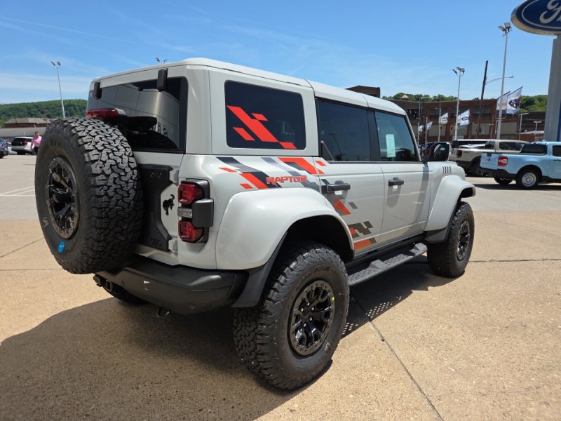 New 2026 Ford Bronco Raptor AWD/4WD image 7