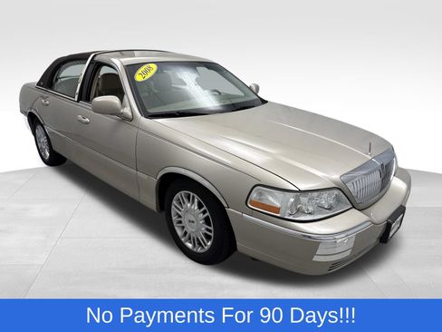 Used 2008 Lincoln Town Car Signature Limited RWD image 1