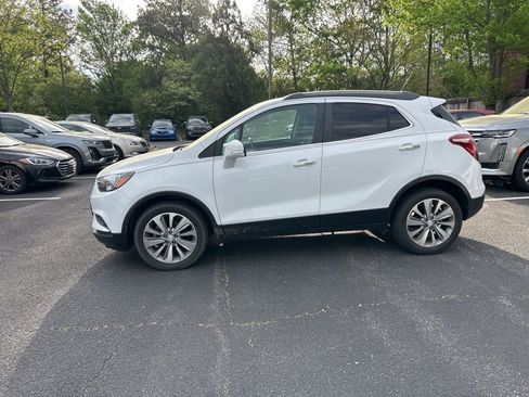 Used 2019 Buick Encore Preferred image 4