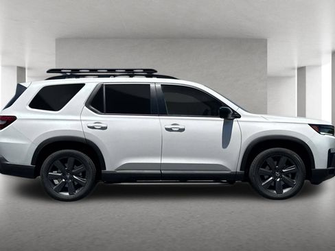New 2026 Honda Pilot Sport image 3