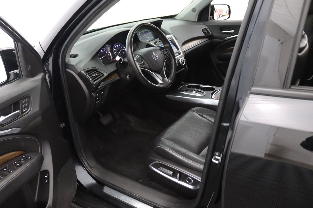 Used 2019 Acura MDX w/ Technology Package AWD/4WD image 16