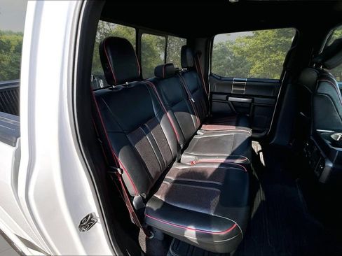 Used 2018 Ford F150 XLT w/ Equipment Group 302A Luxury AWD/4WD image 28