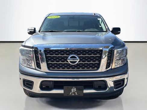 Used 2018 Nissan Titan SV w/ SV Convenience Package image 8